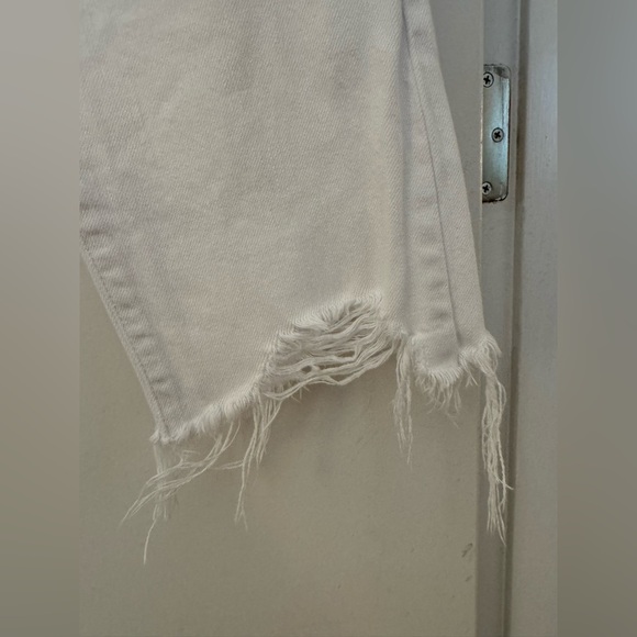 Pistola Cassie Crop Jean in White - Picture 4 of 6